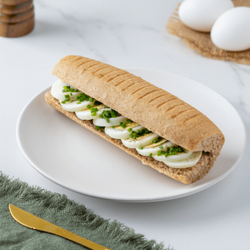 ساندويش بيض مسلوق